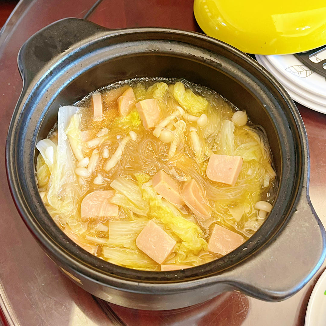 娃娃菜粉丝煲，低卡又鲜美