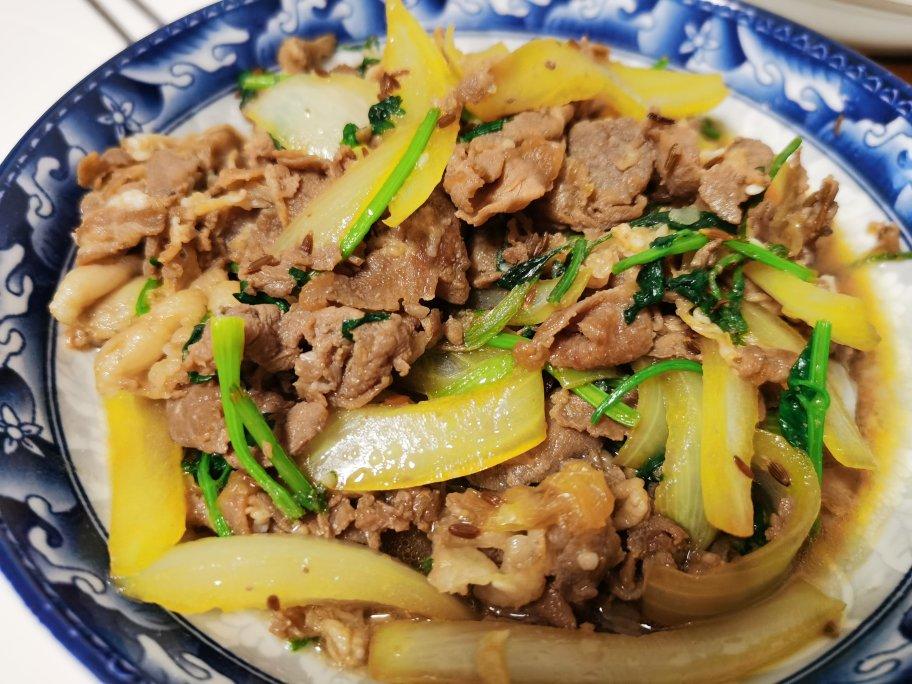 孜然洋葱肥牛（老北京炙子烤肉）