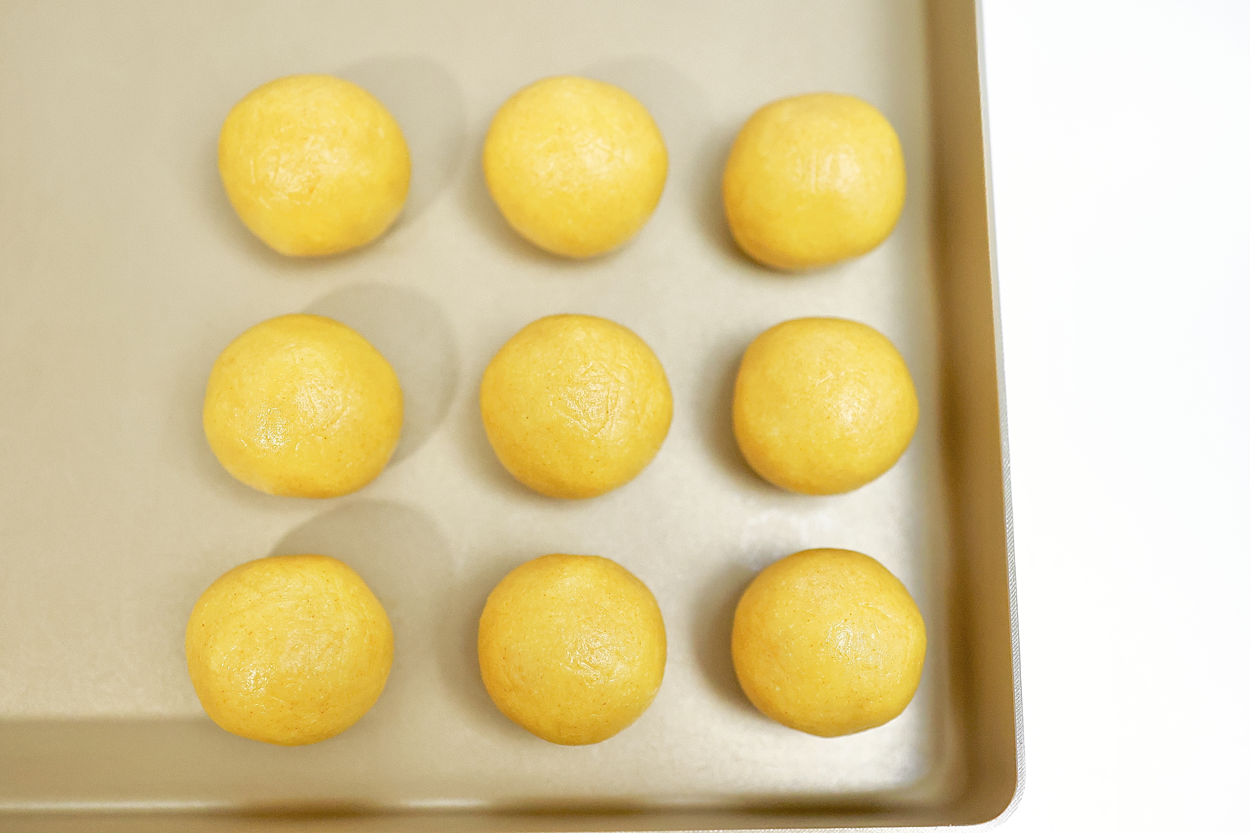 芒果🥭奶酥皮月饼🥮/香酥掉渣/不用回油的做法 步骤11