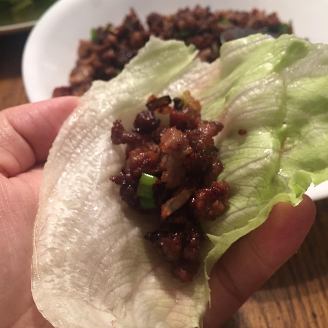 【终极烹饪课程】辣牛肉生菜卷