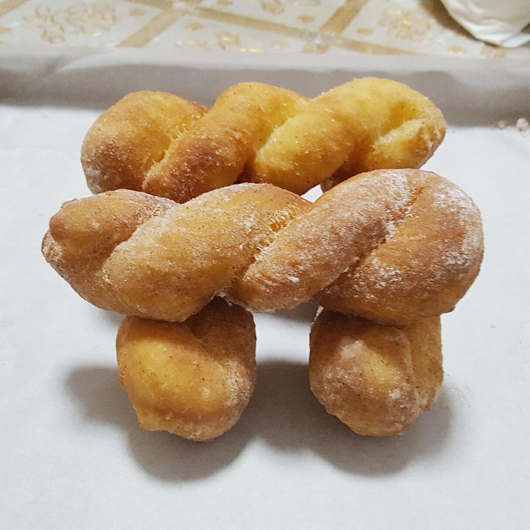 炸出一锅幸福---扭扭麻花唐纳滋