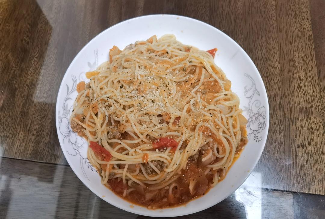 （完胜必胜客的）番茄肉酱意大利面～