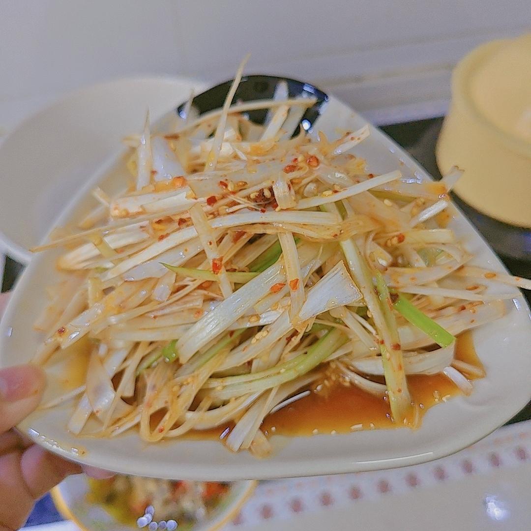 复刻烤肉店的拌葱丝