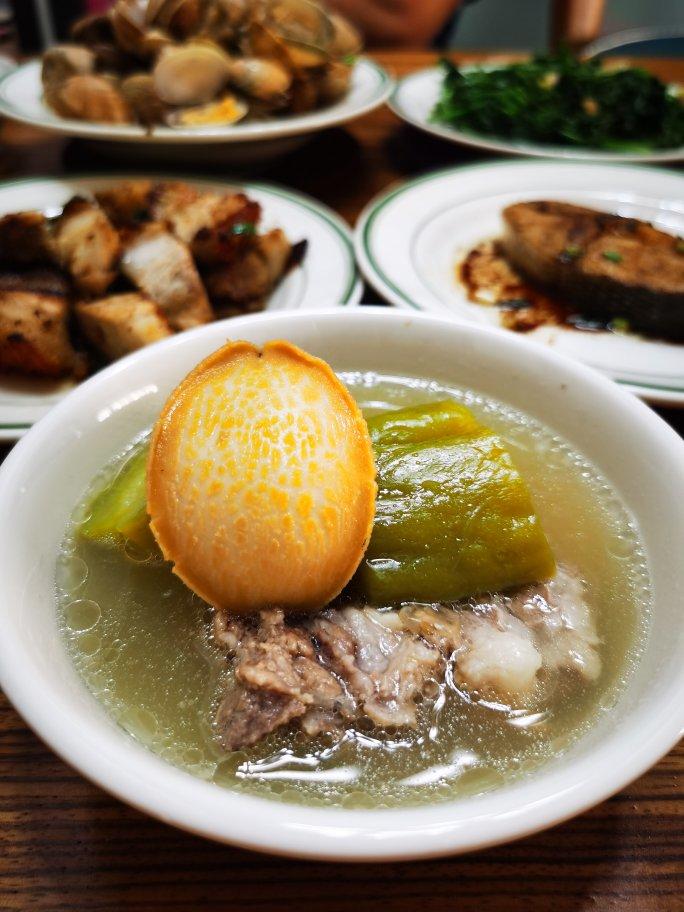 黄豆苦瓜排骨汤