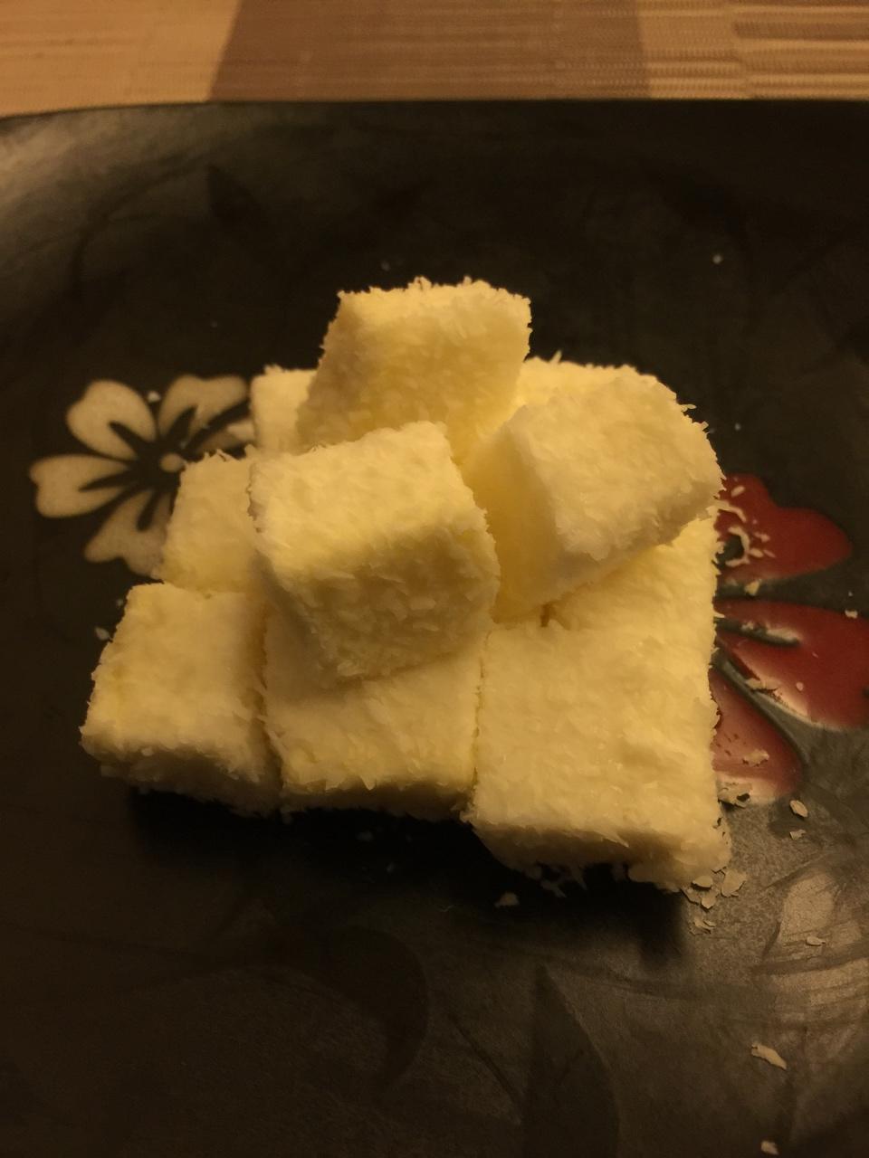 完胜85度C牛奶椰丝小方