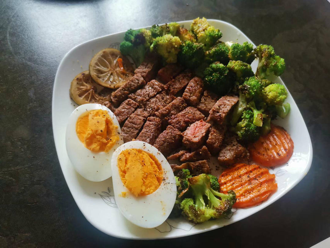 好吃到哭的煎牛排