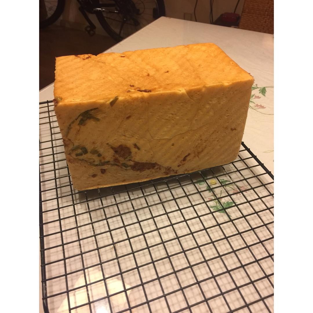 香葱肉松手撕吐司