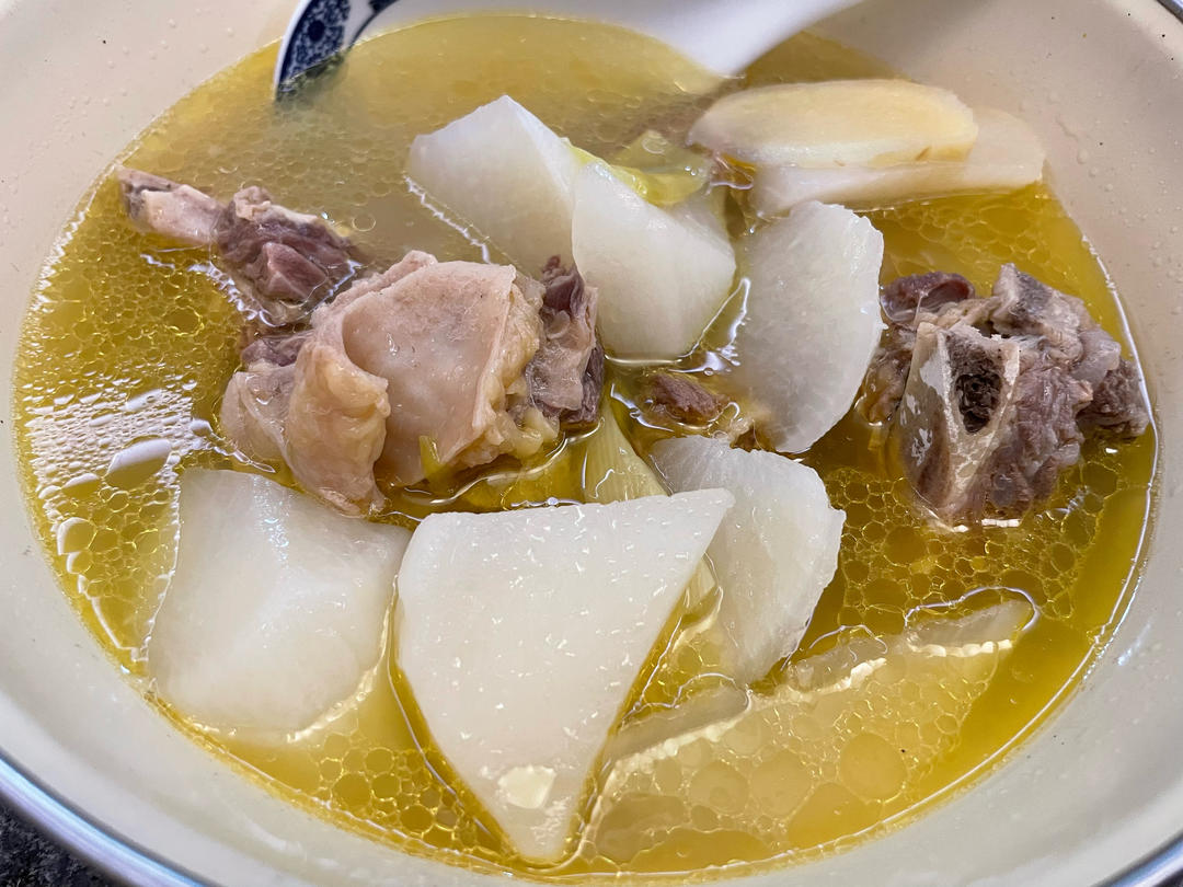 大白萝卜清炖牛肉