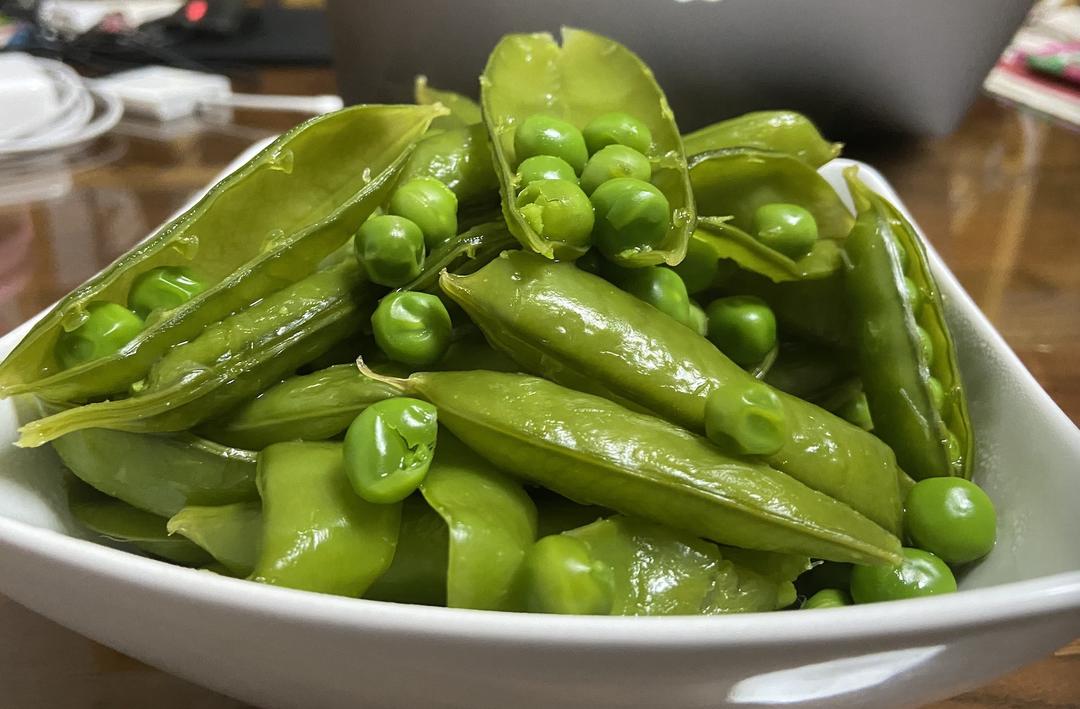 鲜嫩碧绿的豌豆的做法