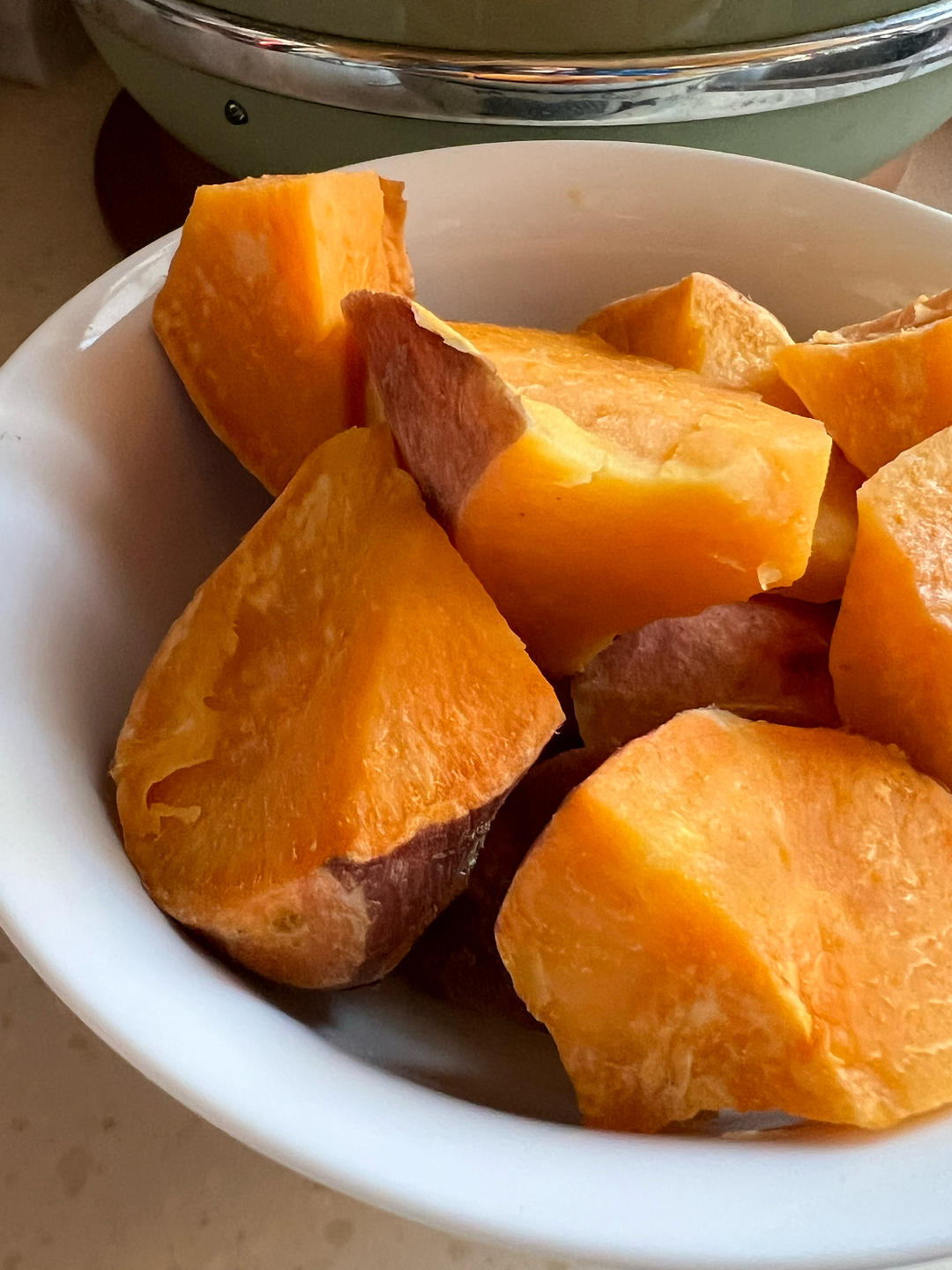 微波炉的魔法：从早餐到宵夜，一‘叮’搞定！——烤红薯🍠