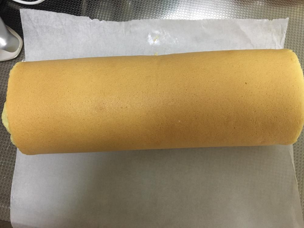 卷不断的后蛋法基础戚风蛋糕卷