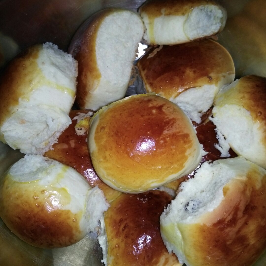 大人小孩都爱不释口的【蜂蜜牛奶小餐包】