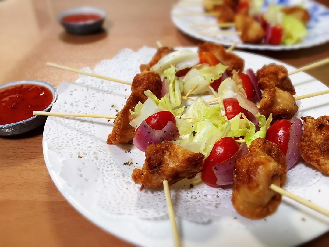 香炸虾皇云吞沙拉串