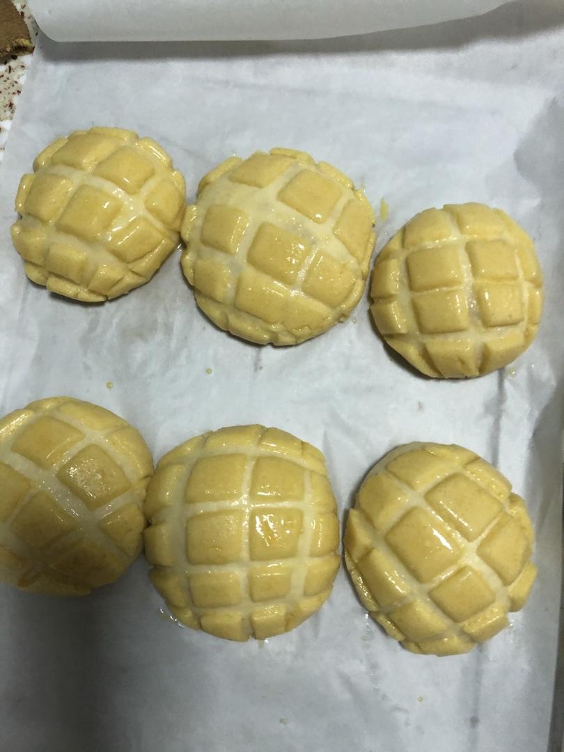 《Tinrry+》菠萝包（手揉教程）（帅帅小厨）