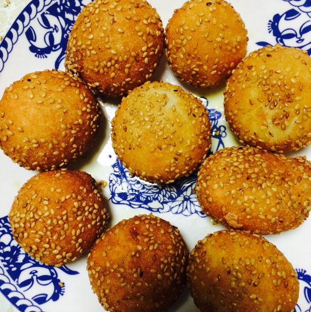 简版油炸空心麻团（糯米或面粉团）