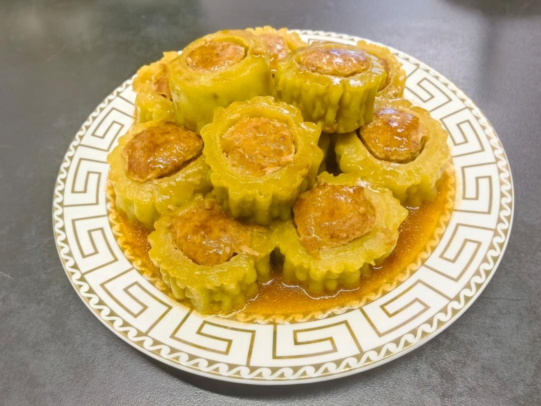 夏天消暑-苦瓜酿肉