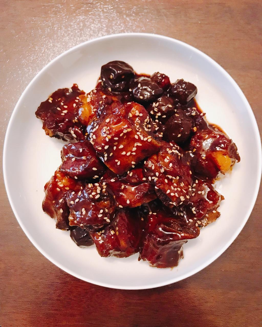 蜜灵灵做的红烧话梅排骨