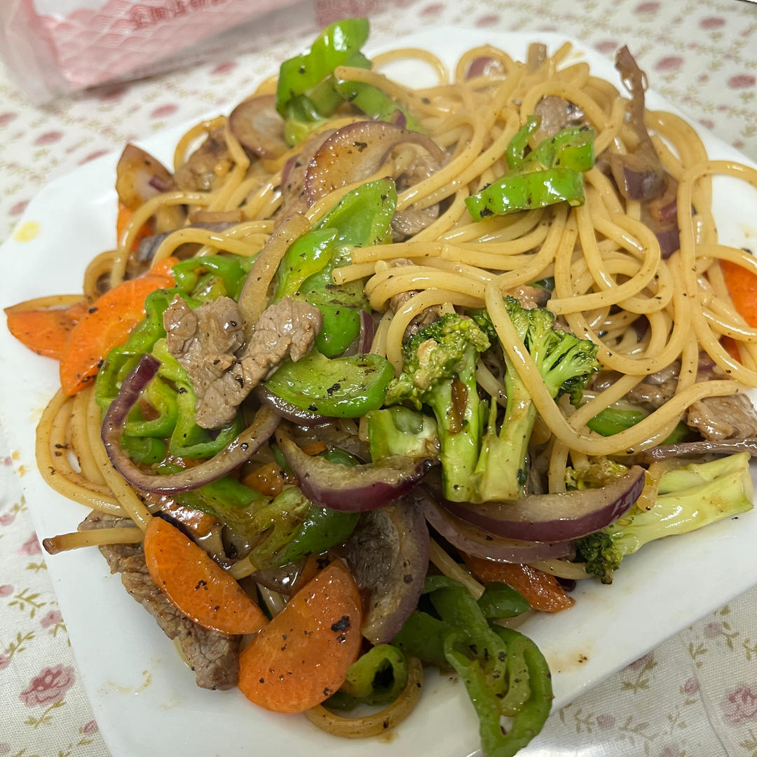 味好美 | 世界风味厨房 - 黑椒牛柳意面