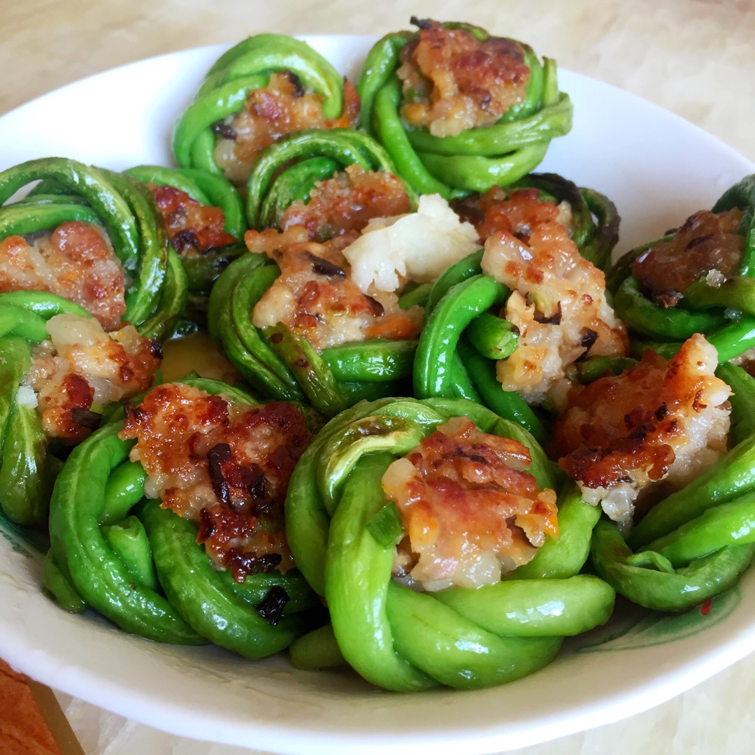 乡村里的六指鼠做的酿豆角