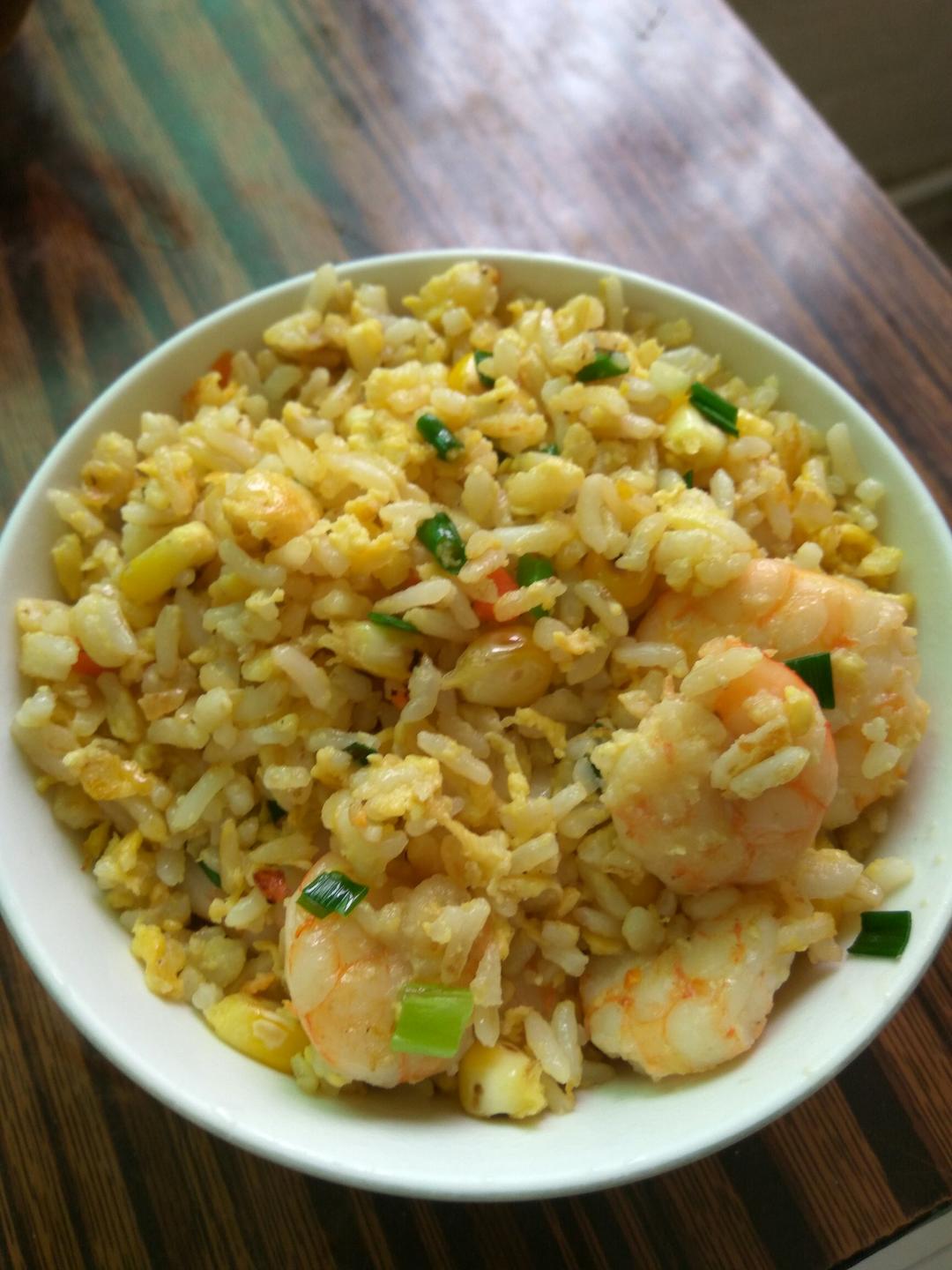 黄金虾仁炒饭