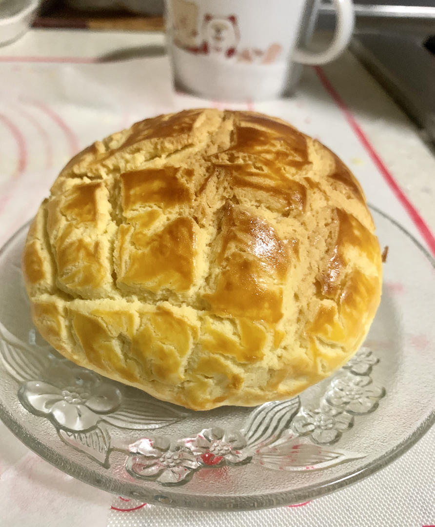 好吃到炸裂的港式菠萝包（附带制作酥皮的小视频）
