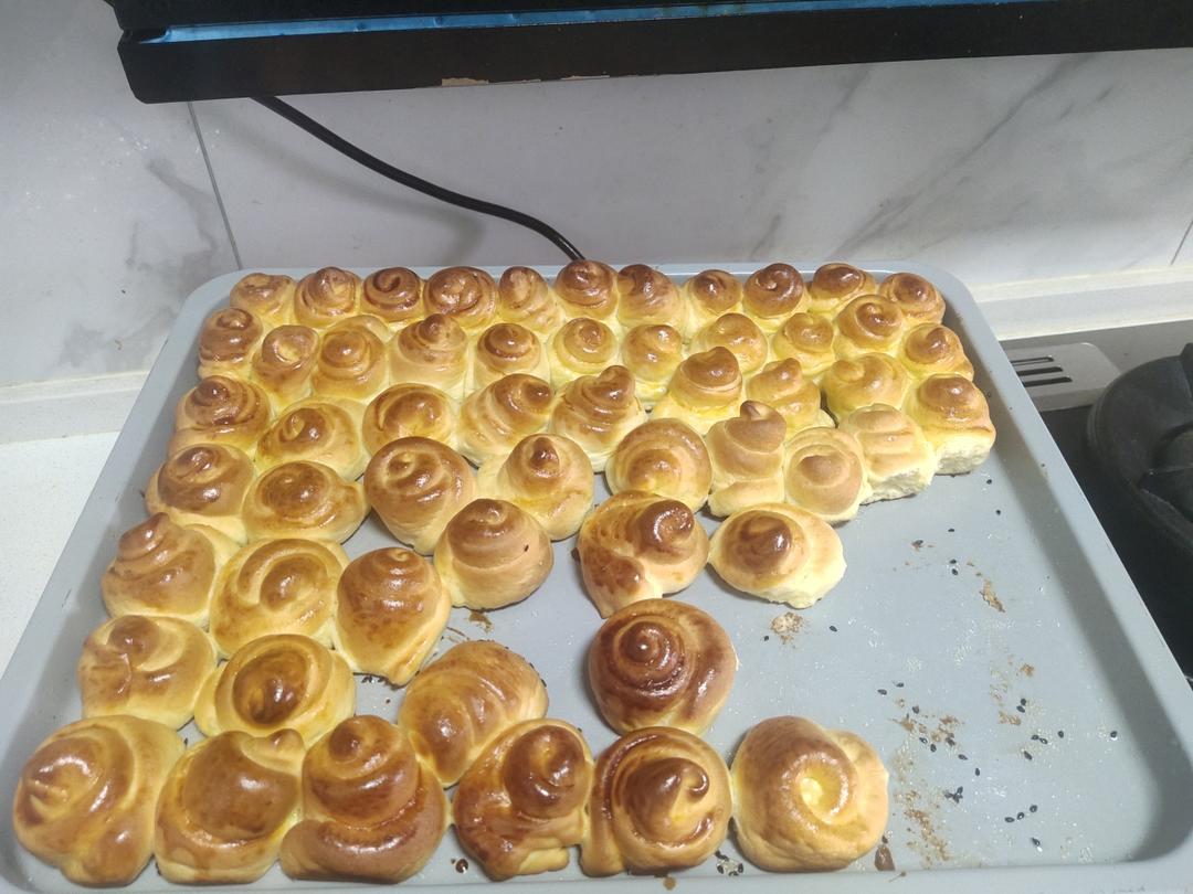 脆底蜂蜜小面包