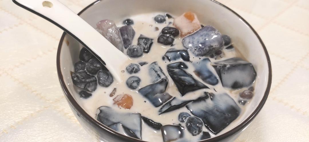 芋圆烧仙草
