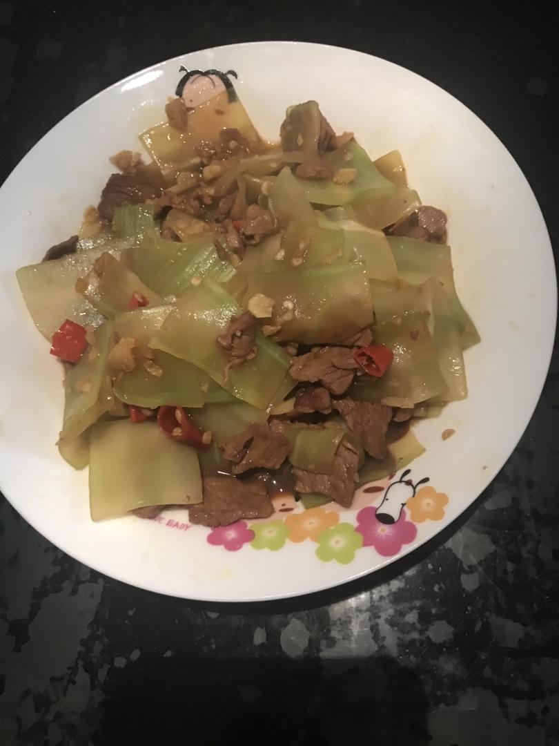 莴笋炒牛肉