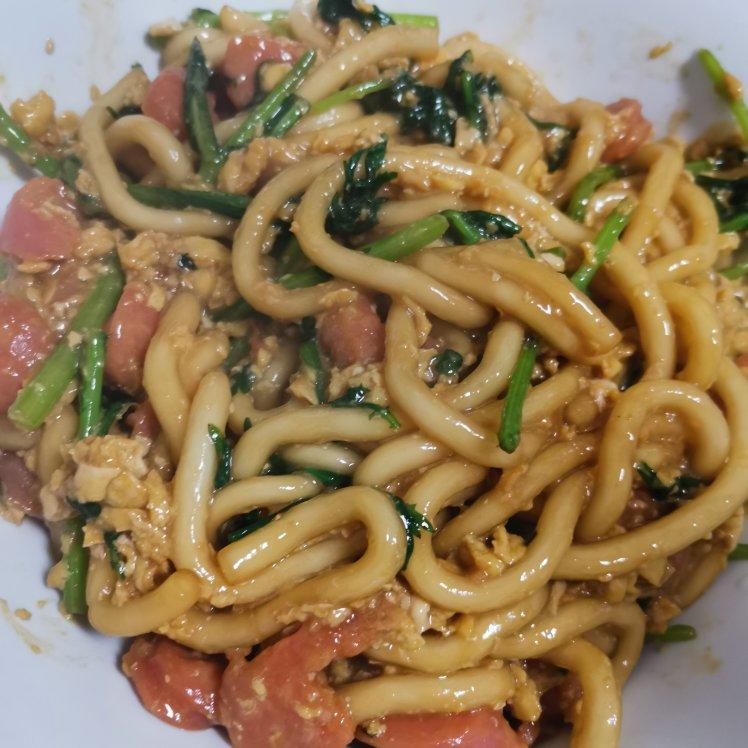 比路边摊好吃百倍的火腿炒土豆粉