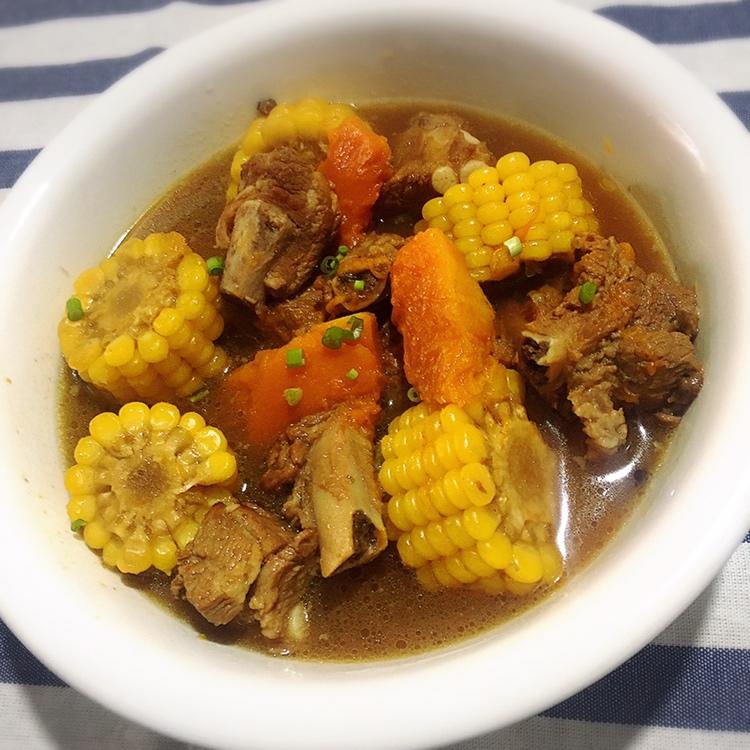 排骨玉米汤