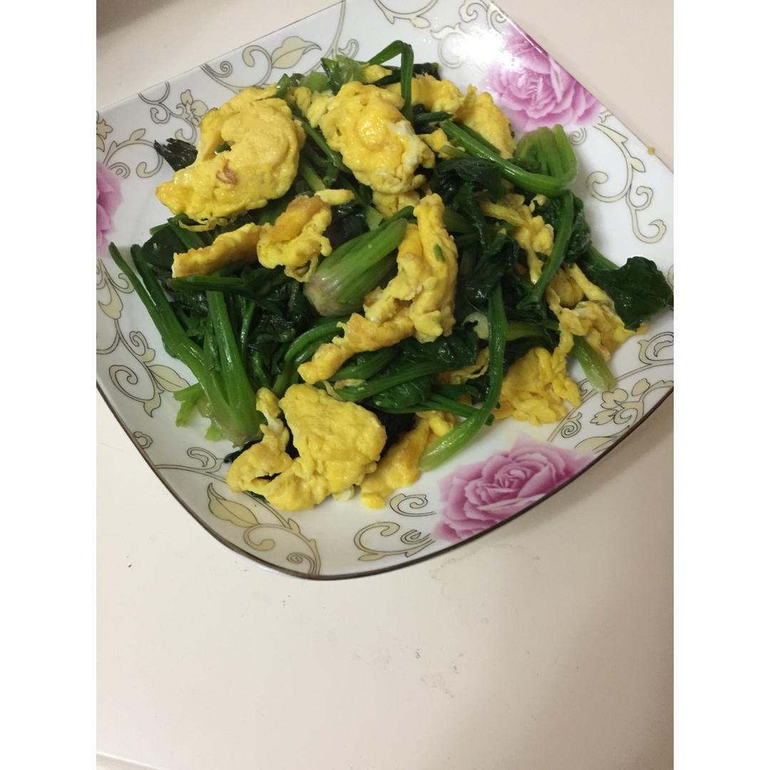 菠菜炒鸡蛋