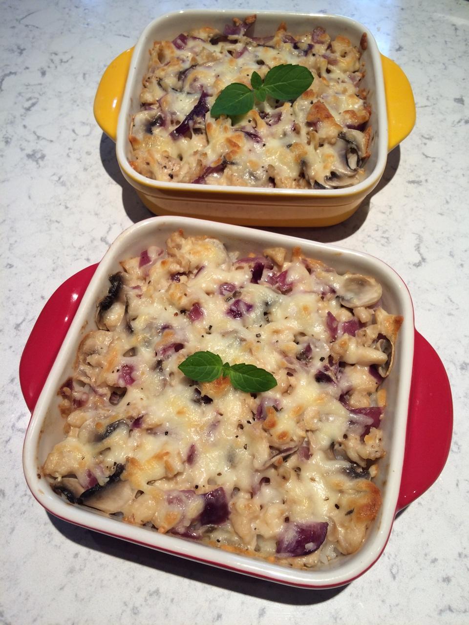 奶油蘑菇鸡肉焗饭