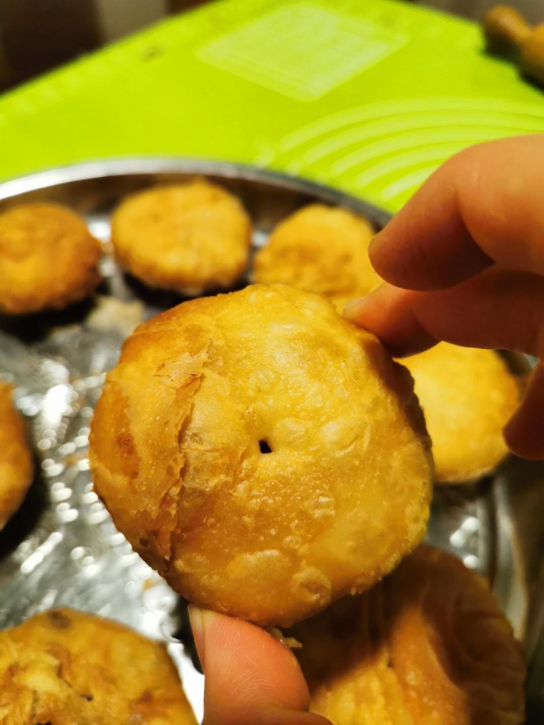 油饼(豆沙馅)