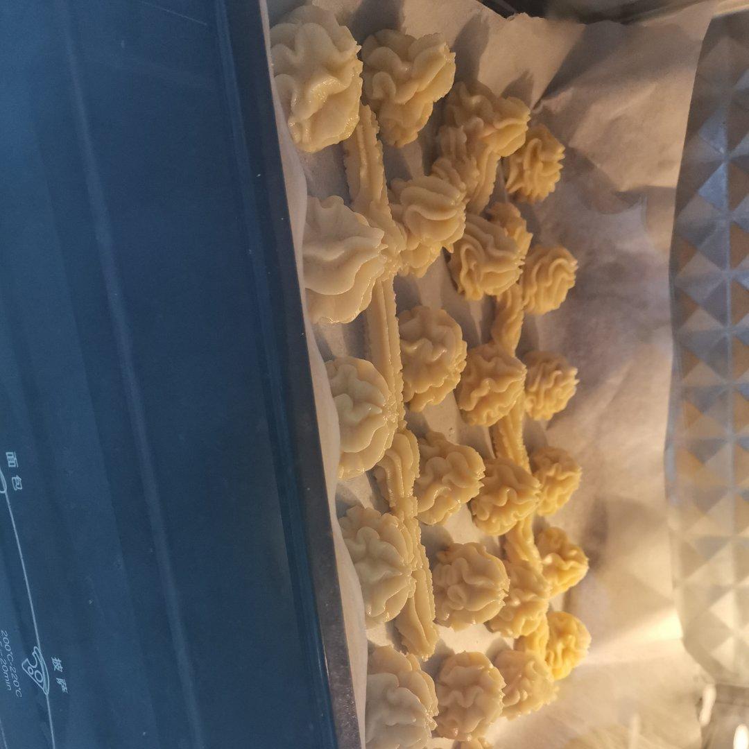被业界猜了很久的网红牛油小花曲奇配方，酥的掉渣
