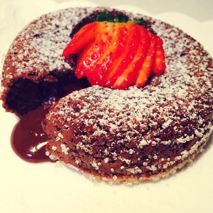 巧克力熔岩蛋糕 Chocolate Molten Lava Cake