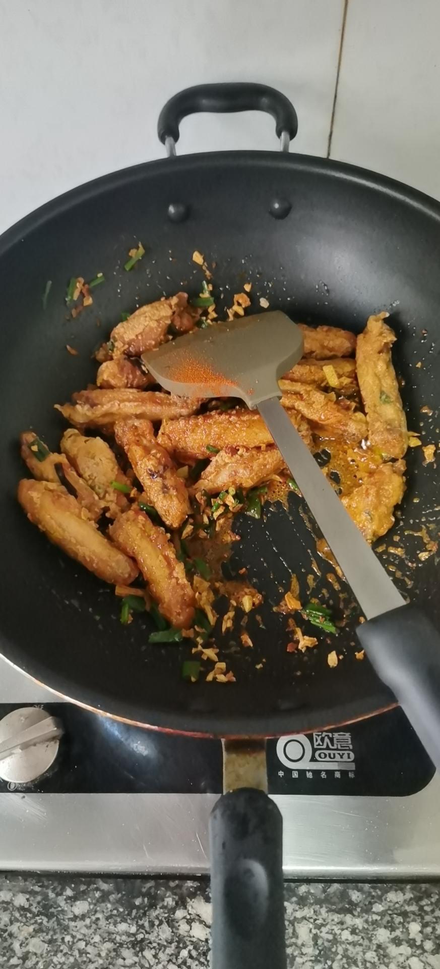 ㊙️外酥里嫩❗️好吃到舔手指的香辣脆皮鸡翅