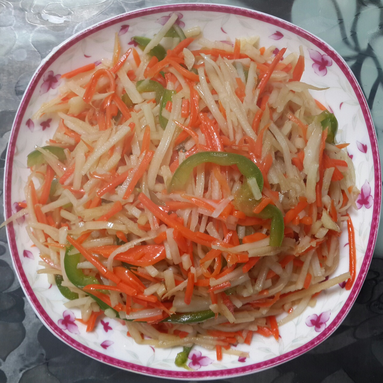 炒胡萝卜土豆丝