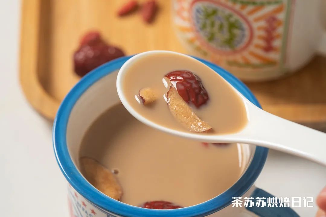 【姜枣热奶茶】冬天的第一杯奶茶！暖胃又暖身的做法 步骤7