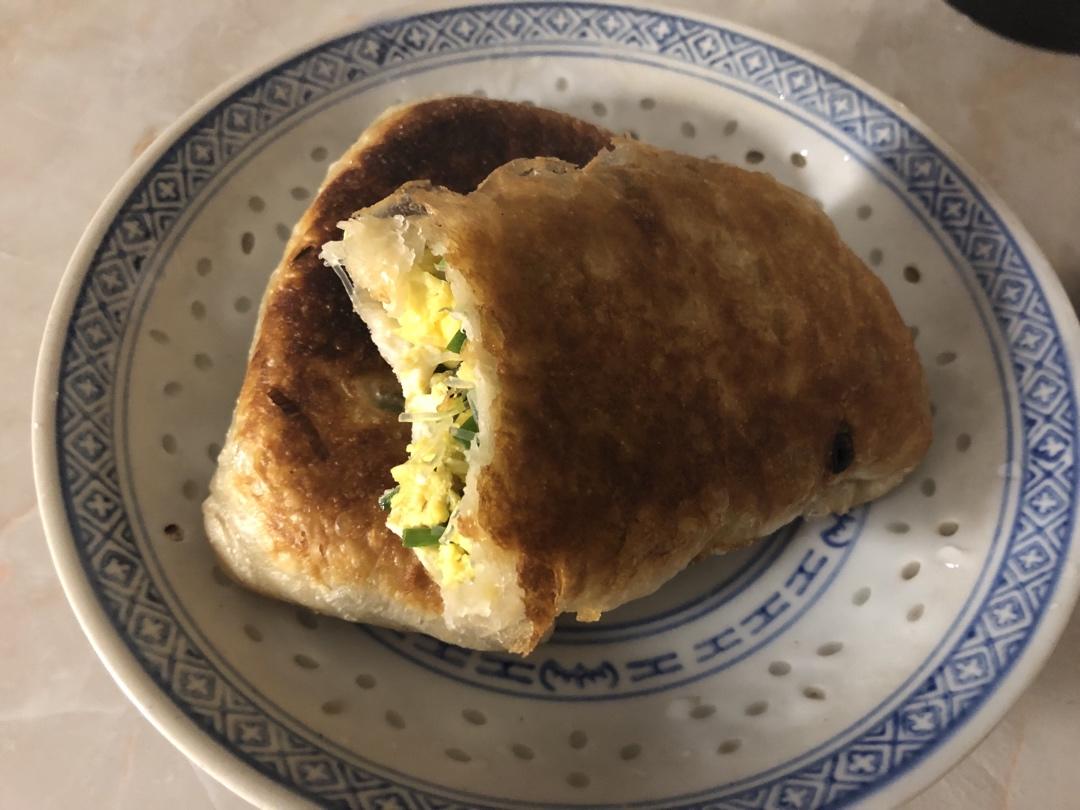 吹弹可破的韭菜盒子