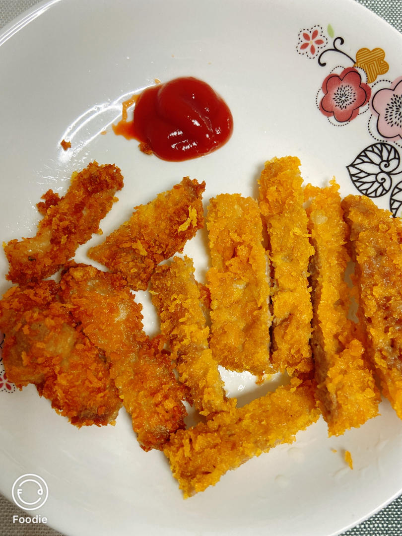 黄金酥脆的炸猪排