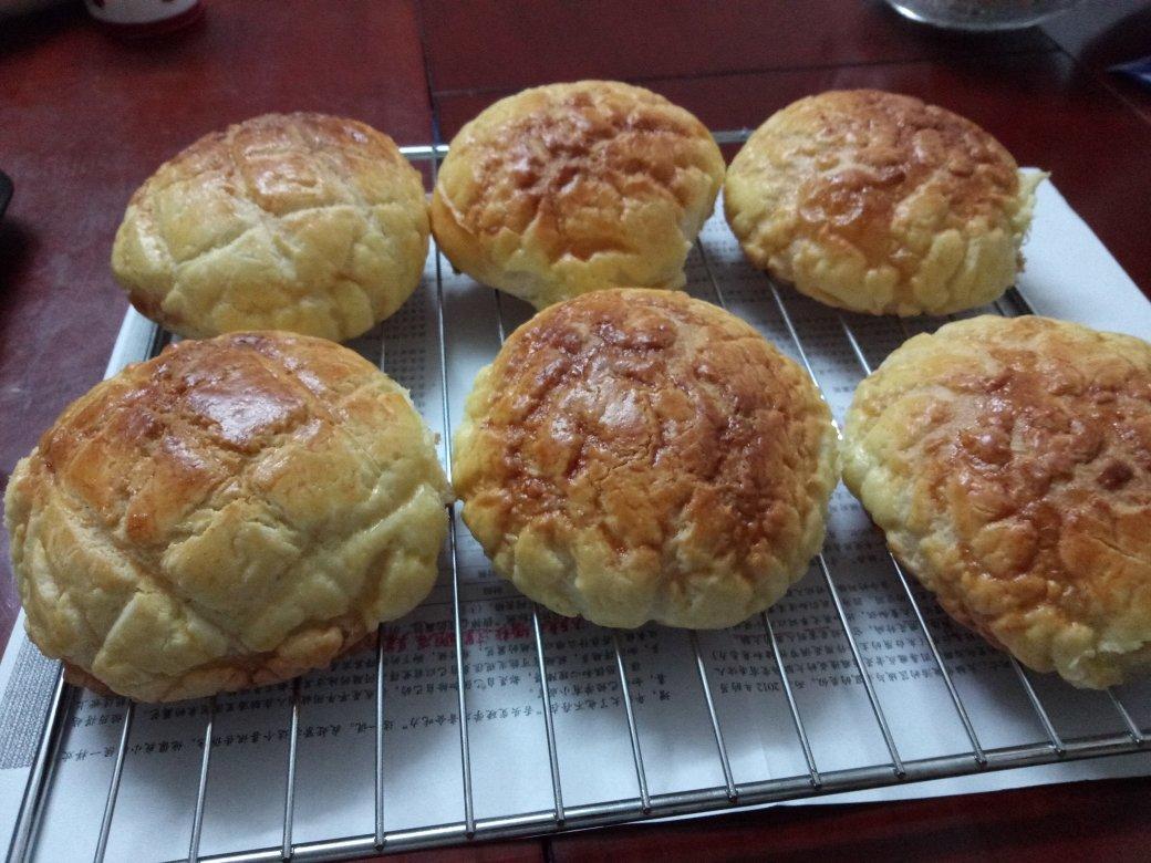 香酥柔软的港式菠萝包