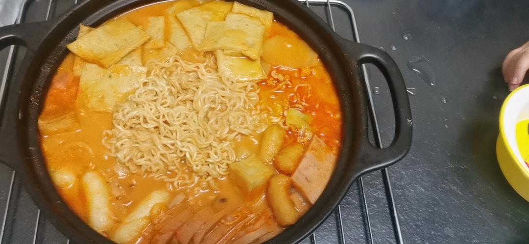 韩式部队火锅