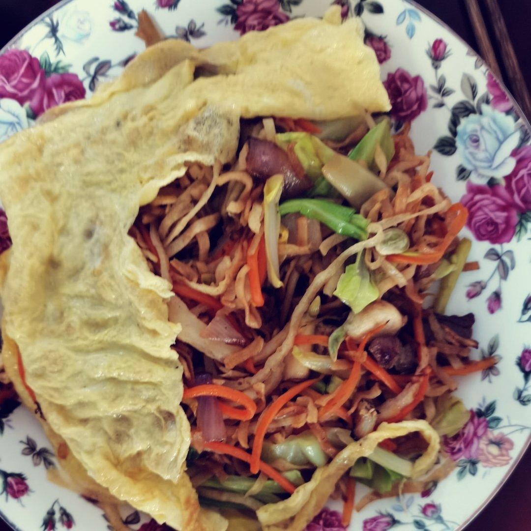 圆白菜炒饼丝