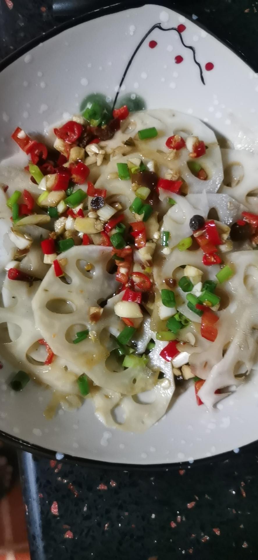 凉拌莲藕片