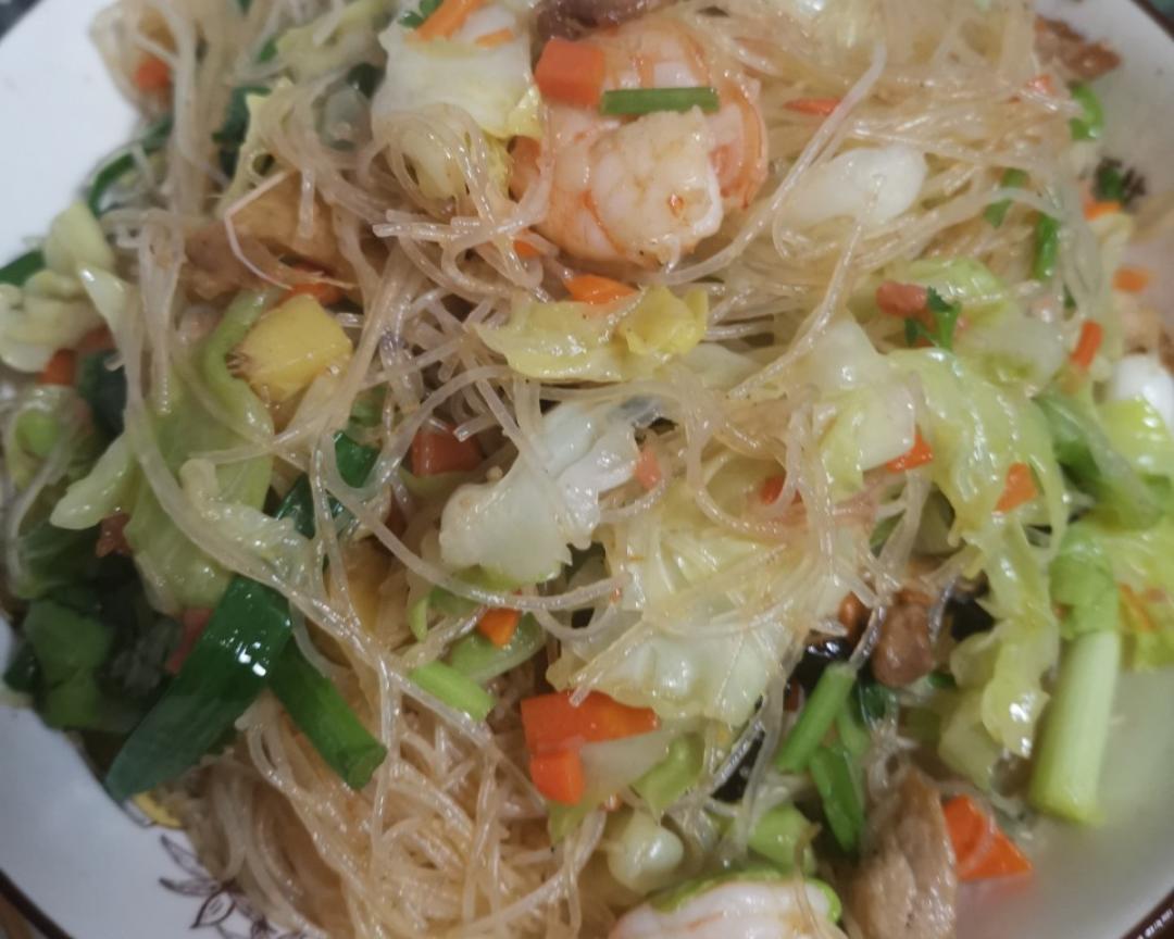 孩子超喜欢的家常炒米粉的做法
