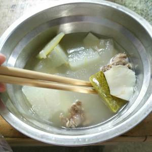绿笋冬瓜排骨汤的做法 步骤1