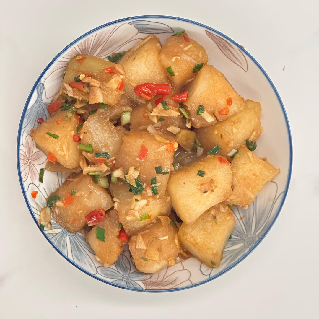 红烧冬瓜最完美做法，不加一滴水，瞬间秒杀红烧肉