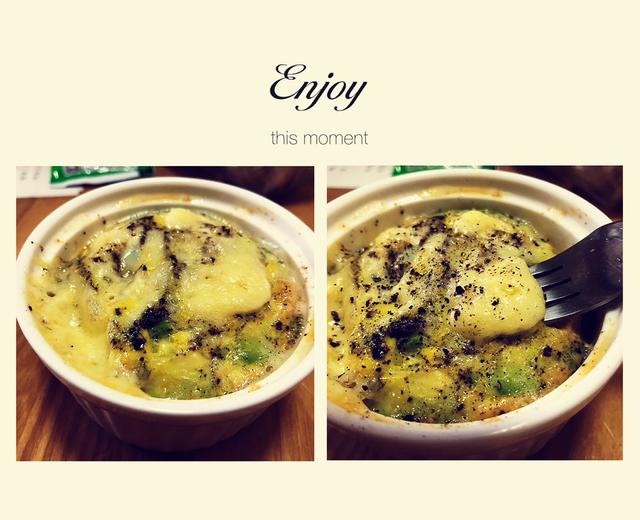 (生酮快手)牛油果芝士焗蛋的做法