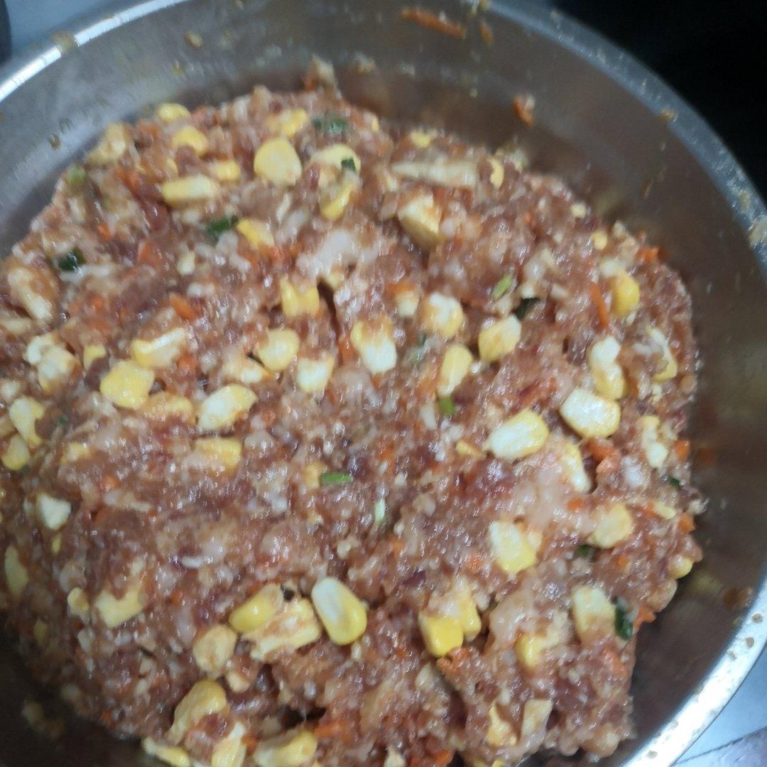 饺子🥟馅料～玉米胡萝卜猪肉馅