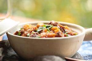 番茄酱土豆炖牛腩-冰冷的胃马上就被暖起来！的做法 步骤10